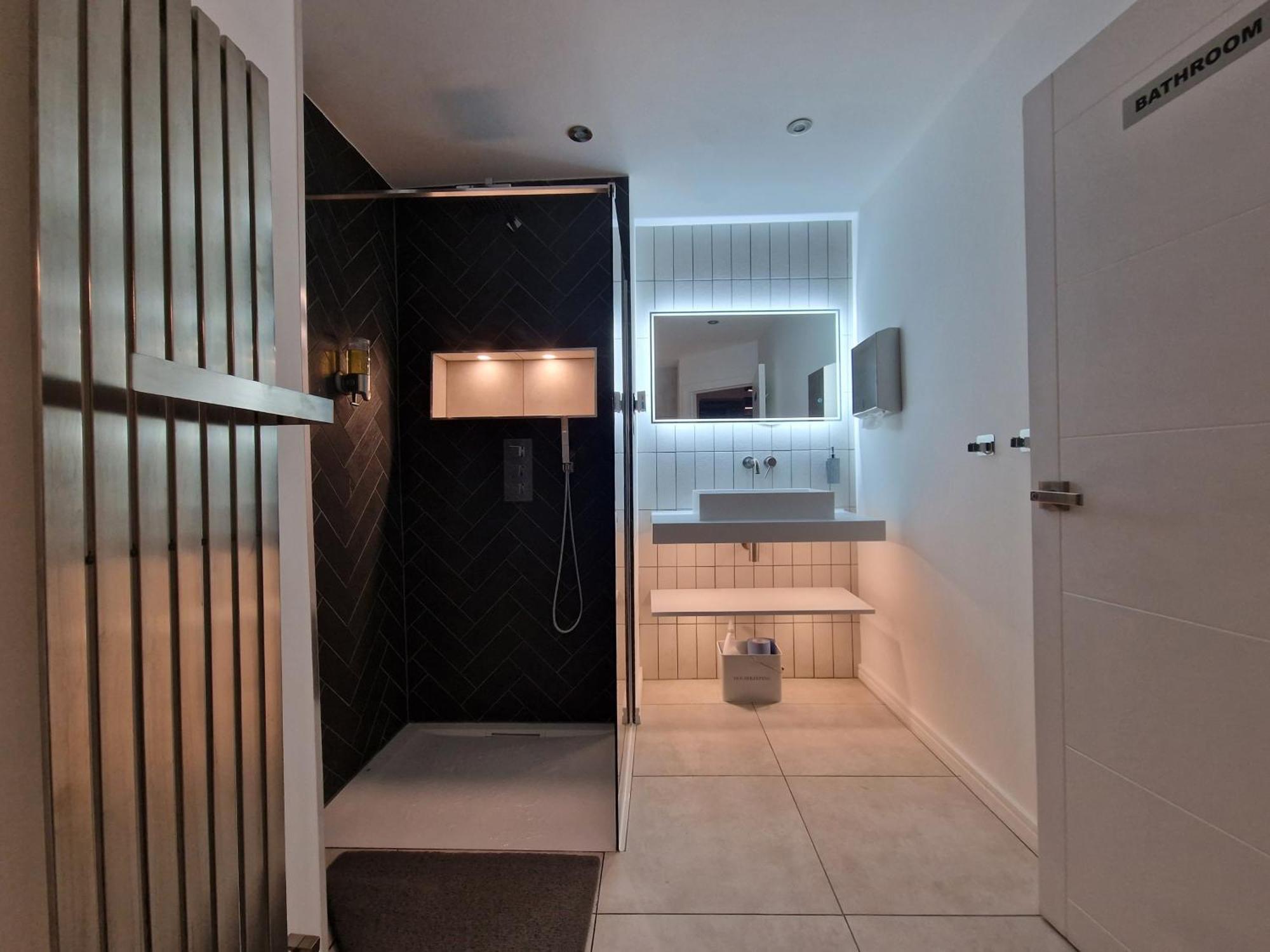Beautiful Rooms In Лондон Екстериор снимка