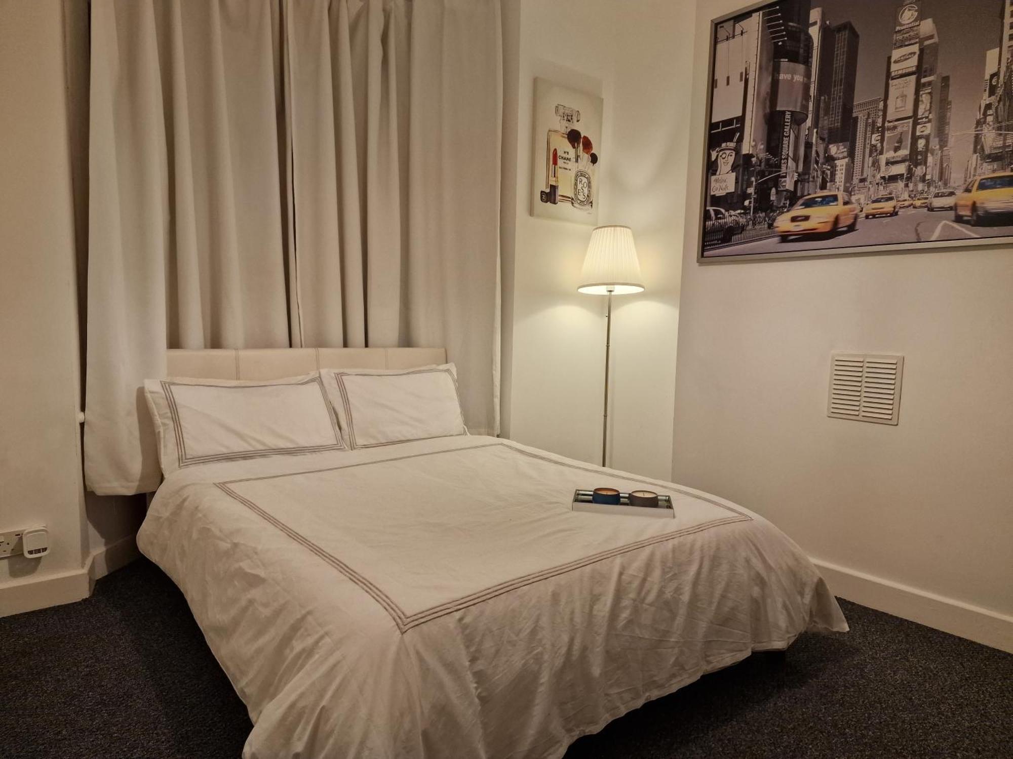 Beautiful Rooms In Лондон Екстериор снимка